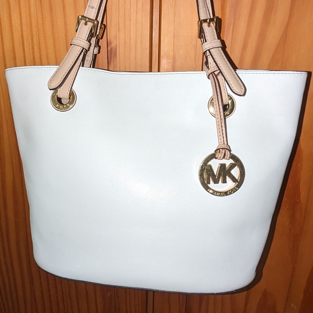 Michael Kors Yet Setter tote bag . - Picture 5 of 14